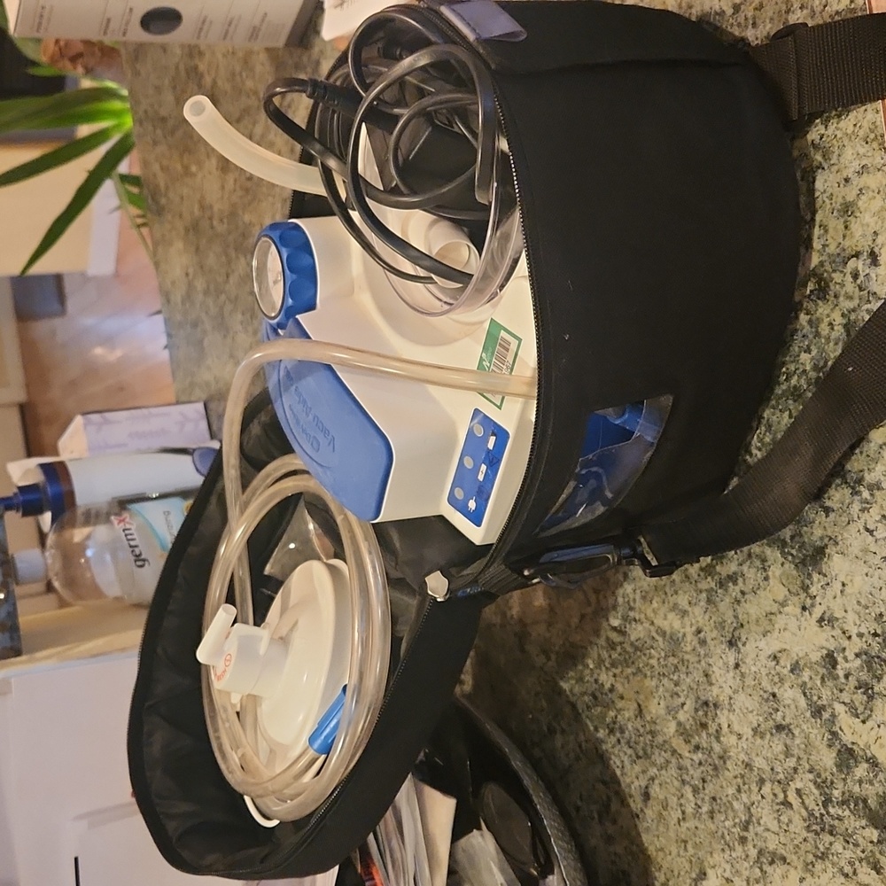 DeVilbiss HomeCare Suction Unit